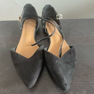 Forever 21 Black Flats Size 9